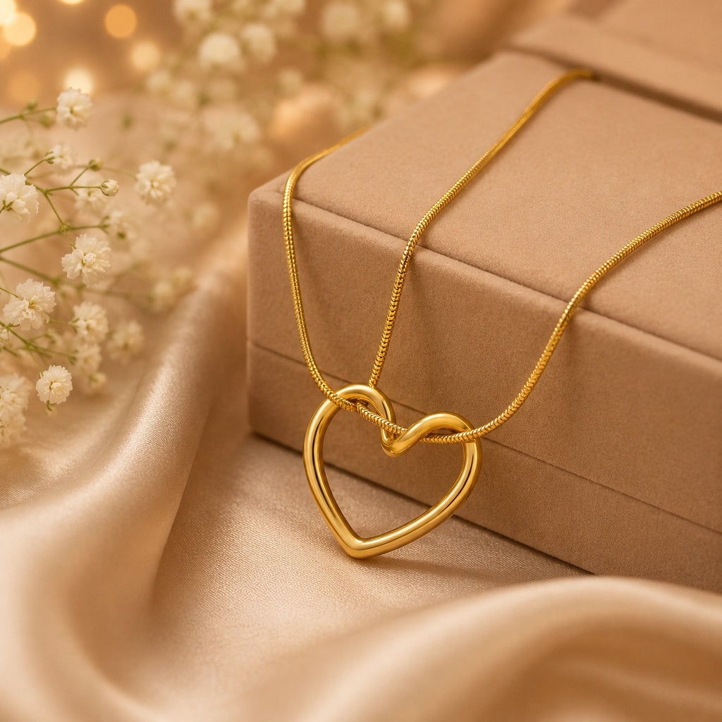 Elegant Gold Heart Pendant Necklace for Women | Minimalist Love Charm Chain